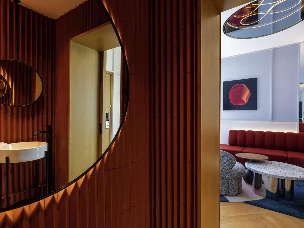 Mondrian Hong Kong Hotell Rum bild